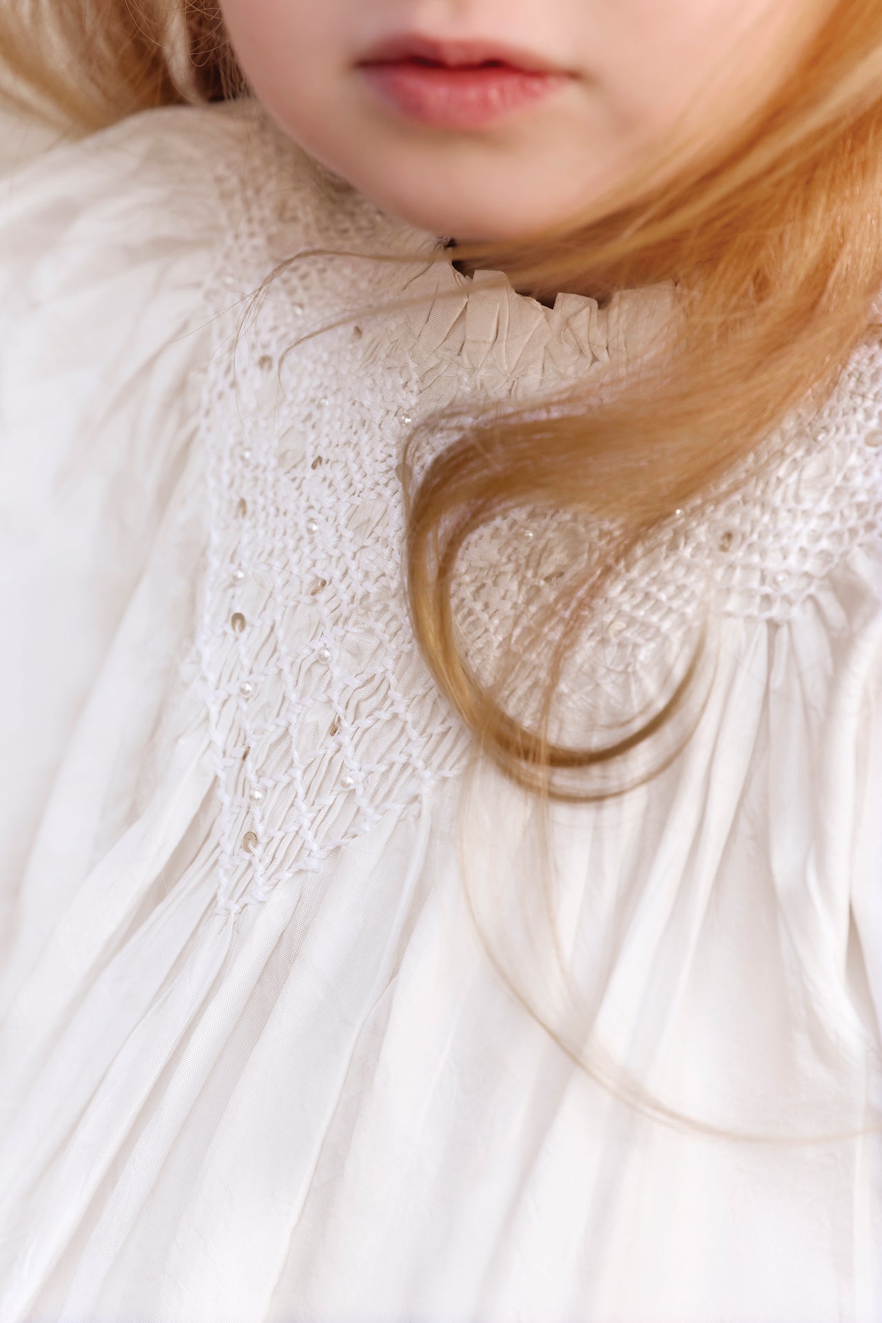 Robe - Ecru soie smocks perles