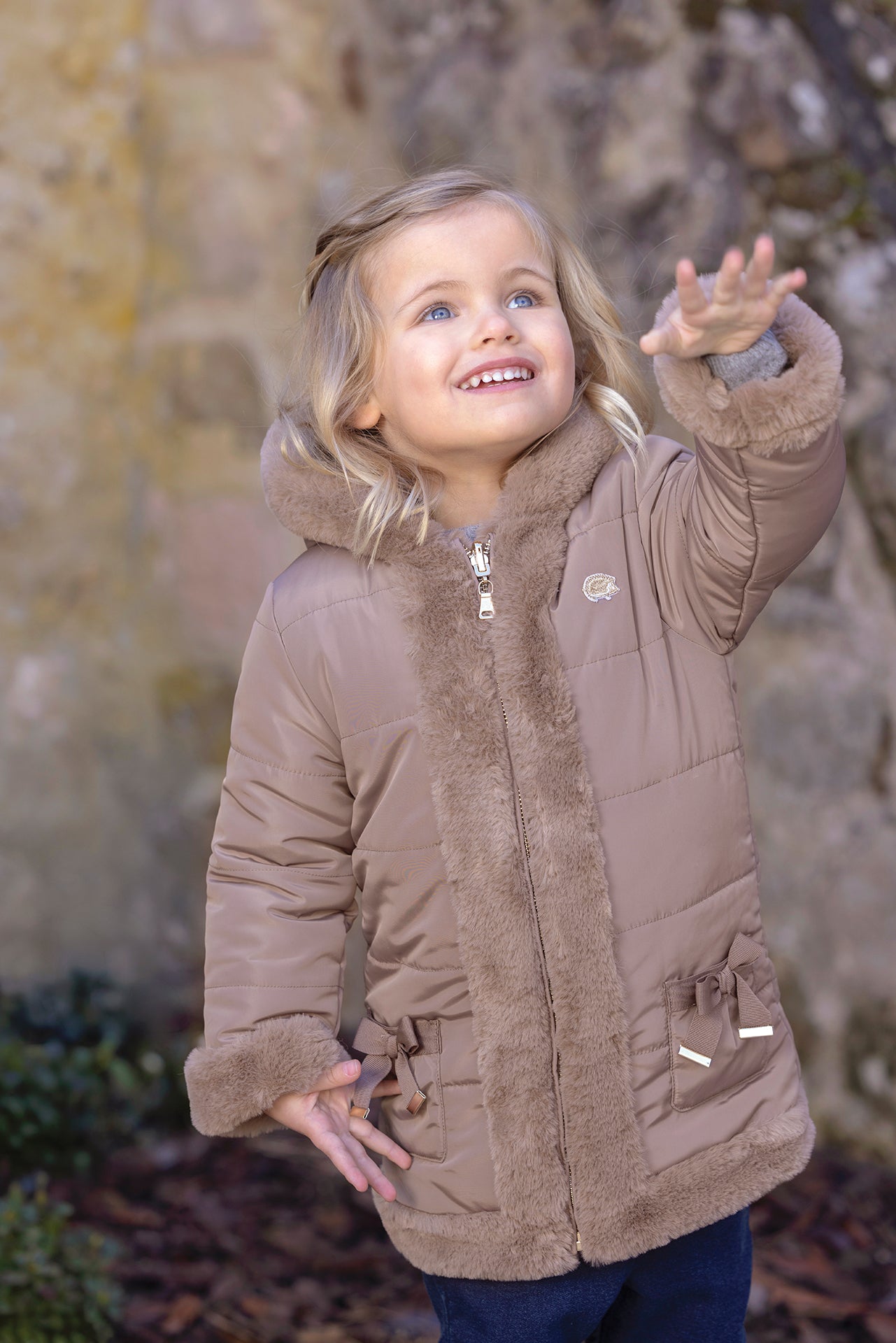 Coat - Beige medium Imitation fur Hood