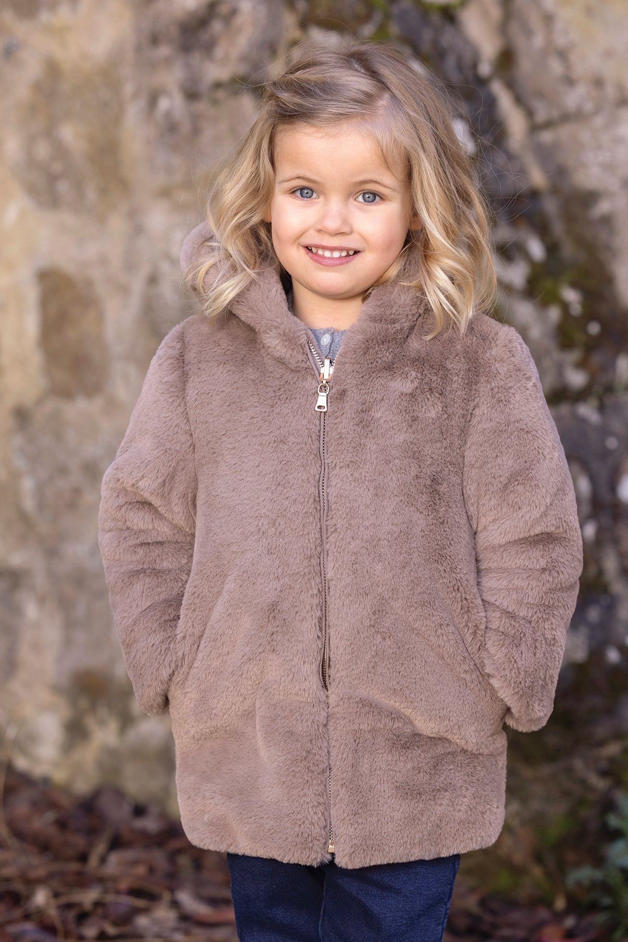 Coat - Beige medium Imitation fur Hood