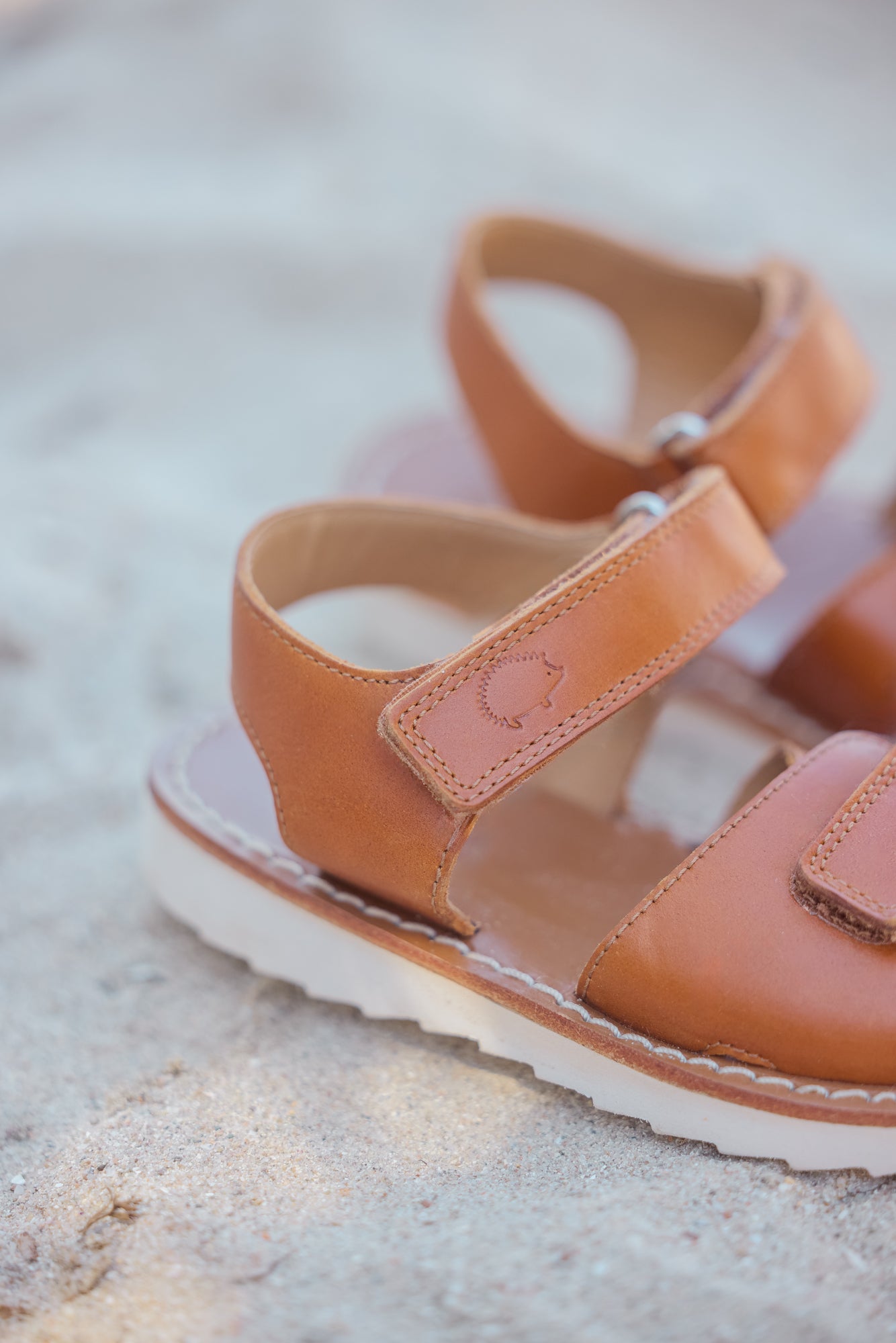 Sandals - Cognac brown leather