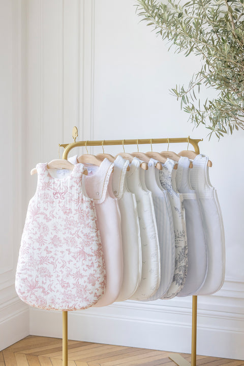 Gigoteuse - T1 Imprimé inspiration Toile de Jouy rose - Image principale