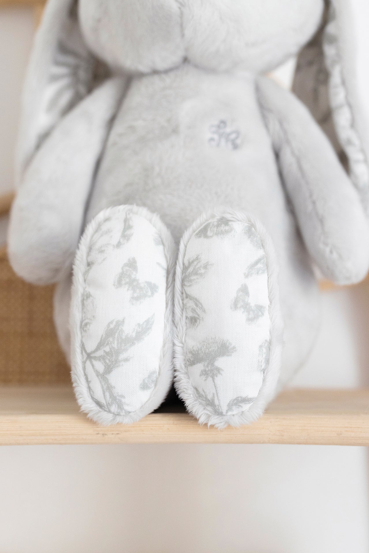 Augustin the rabbit - Toile de Jouy Grey 25cm unisex