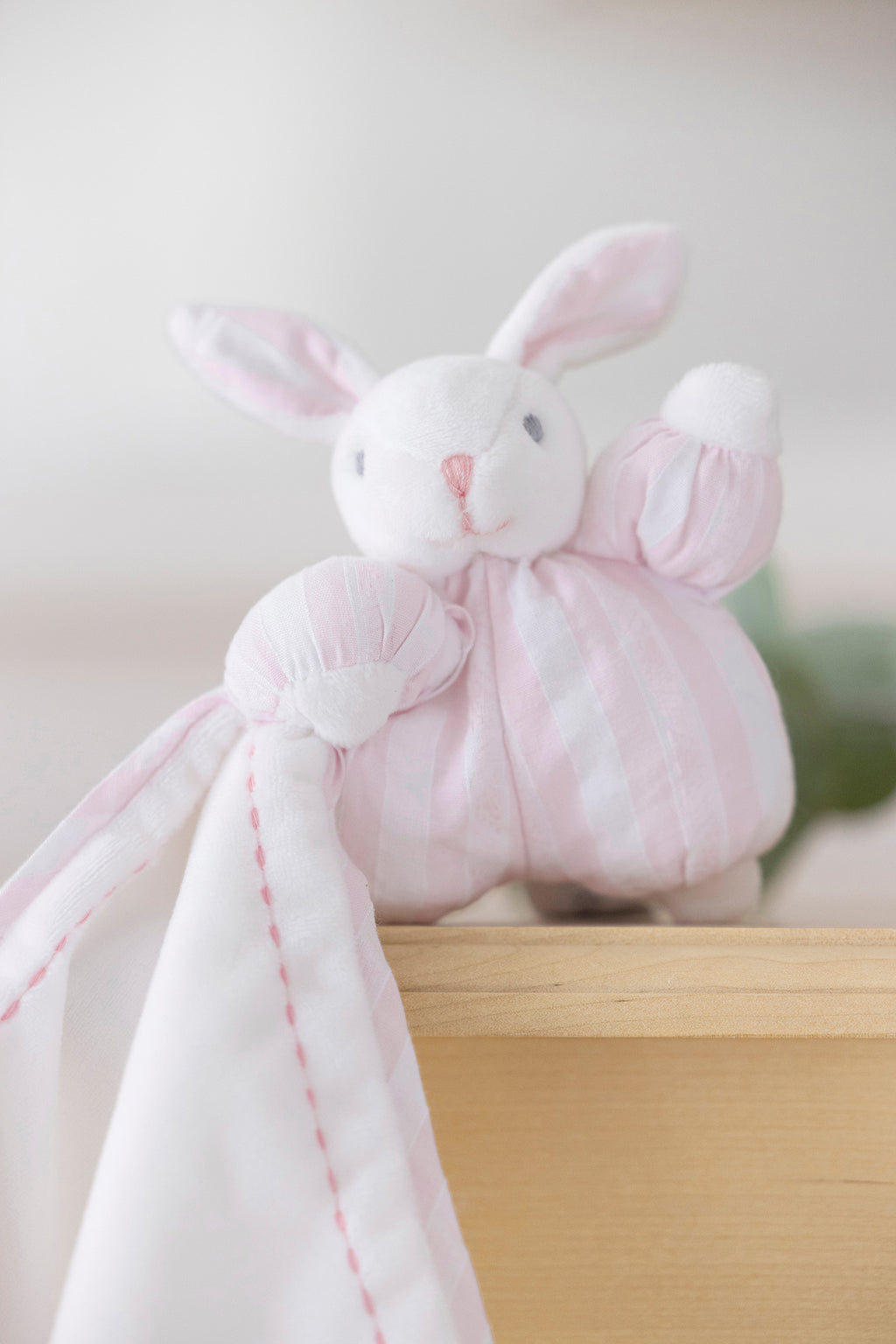 Augustin the 1977 rabbit - Comforter Pale pink