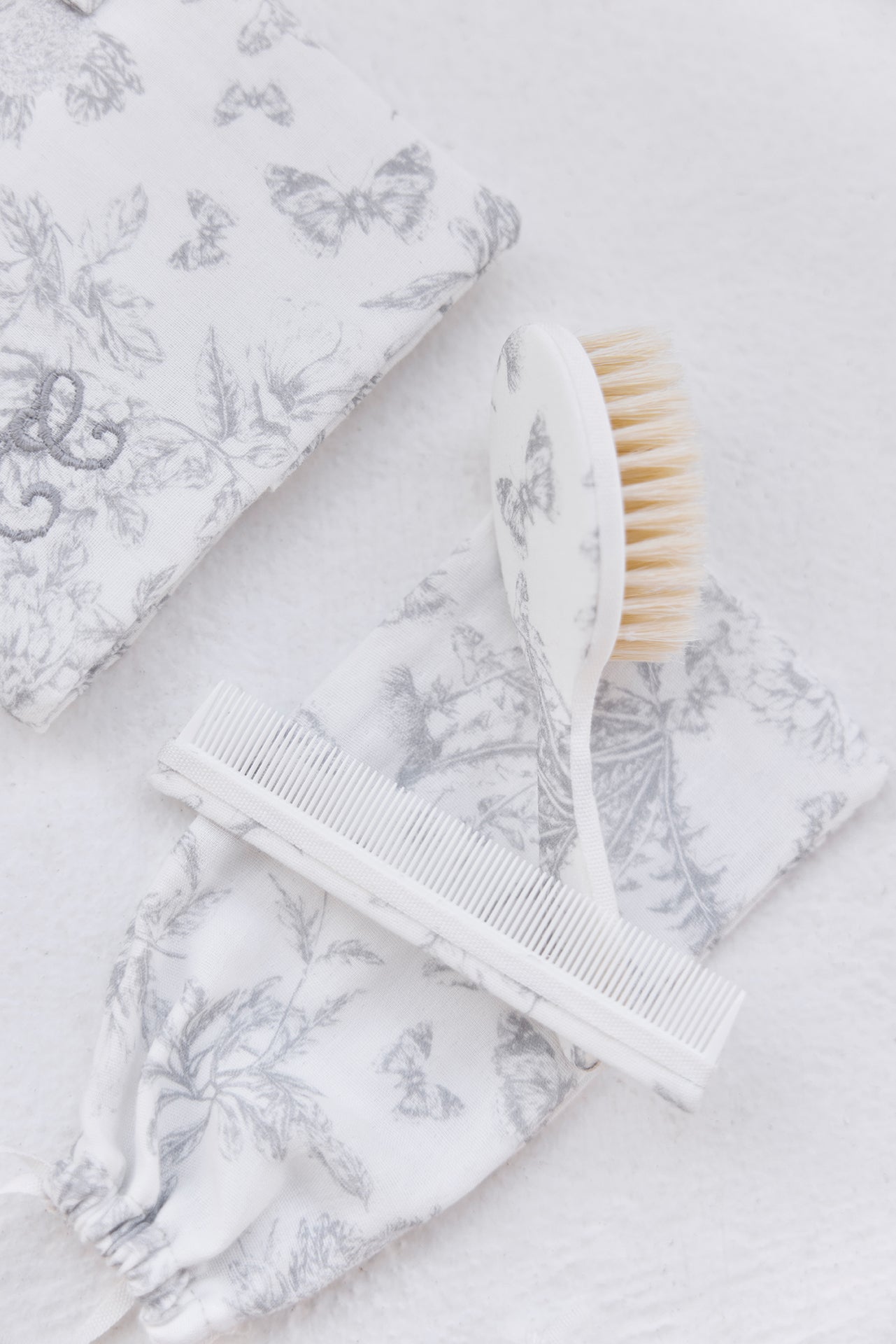 Brosse et peigne - Imprimé inspiration Toile de Jouy gris