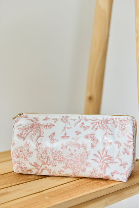 Trousse de toilette toile enduite - Imprimé inspiration Toile de Jouy rose - Image principale