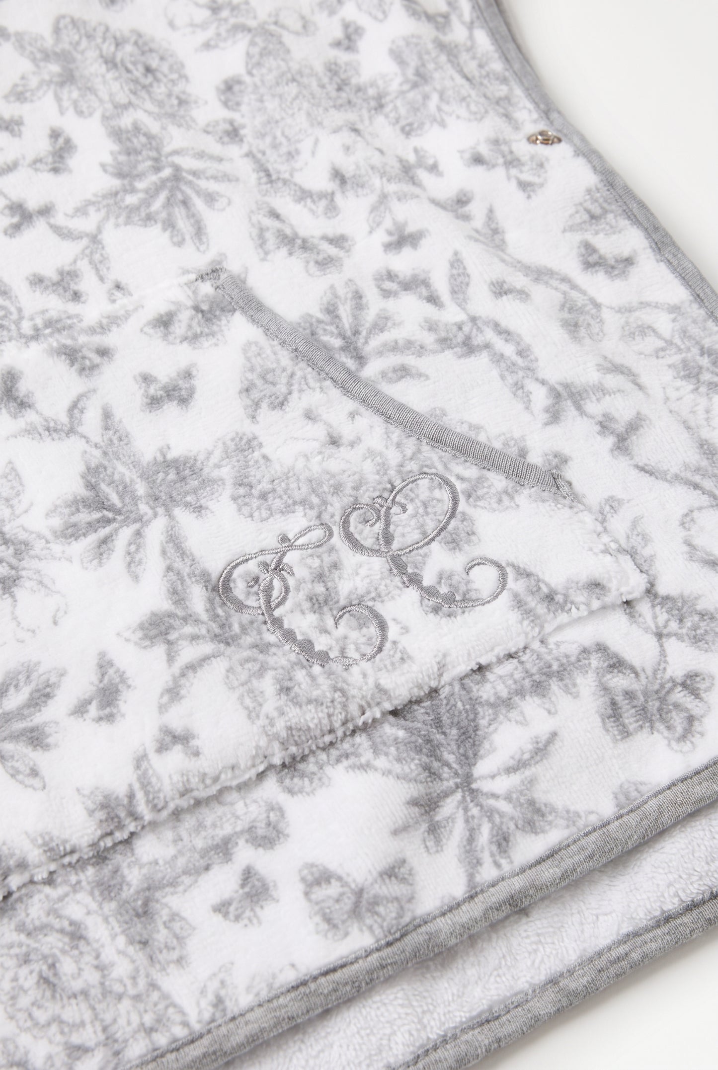 Poncho de bain - Coton imprimé inspiration Toile de Jouy gris clair