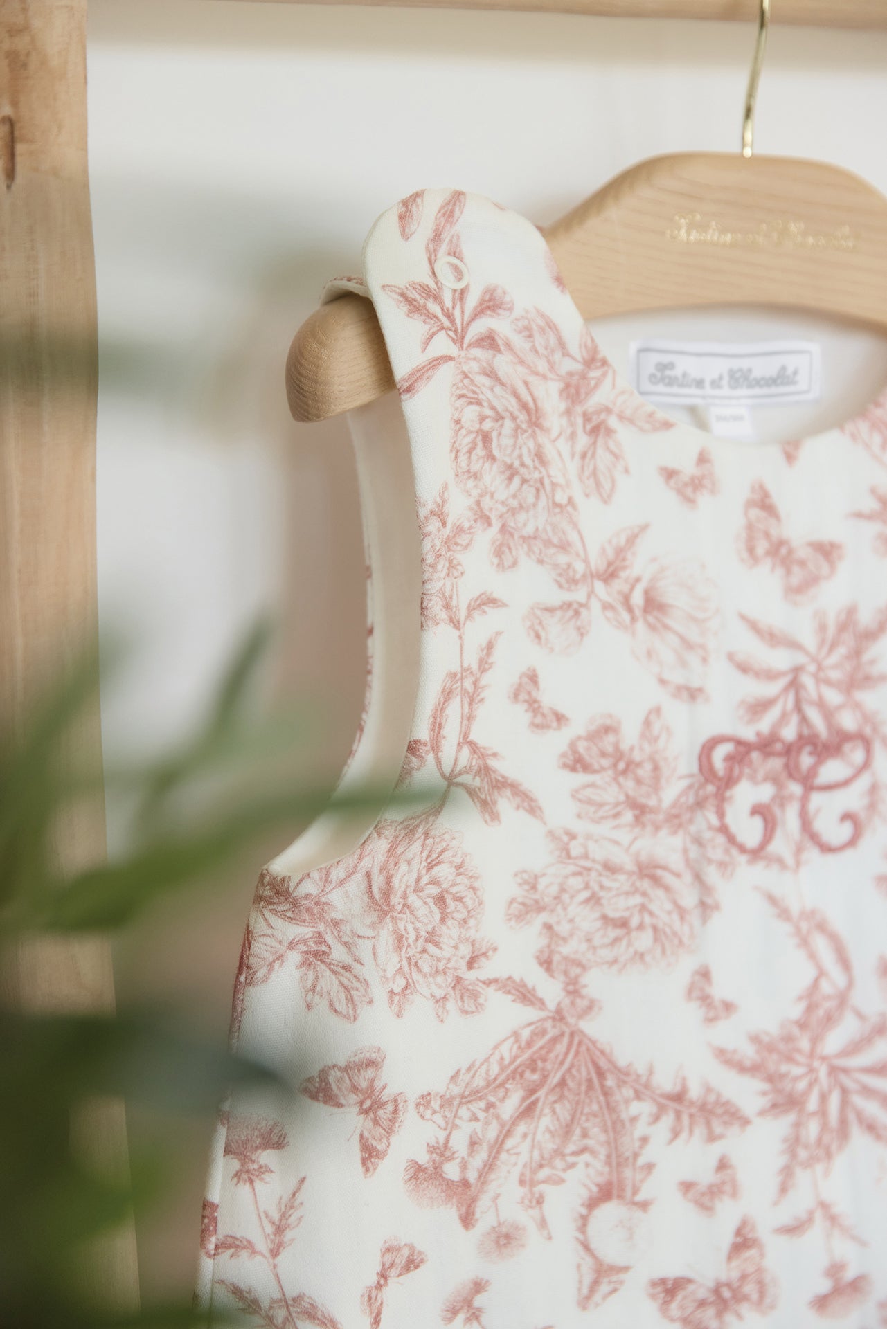 Gigoteuse d'été - T1 Imprimé inspiration toile de jouy rose