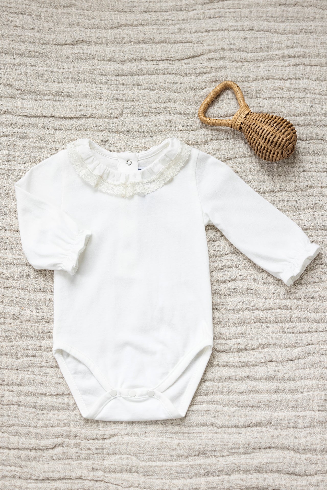 Body - Marfil Cuello con volantes en Encaje