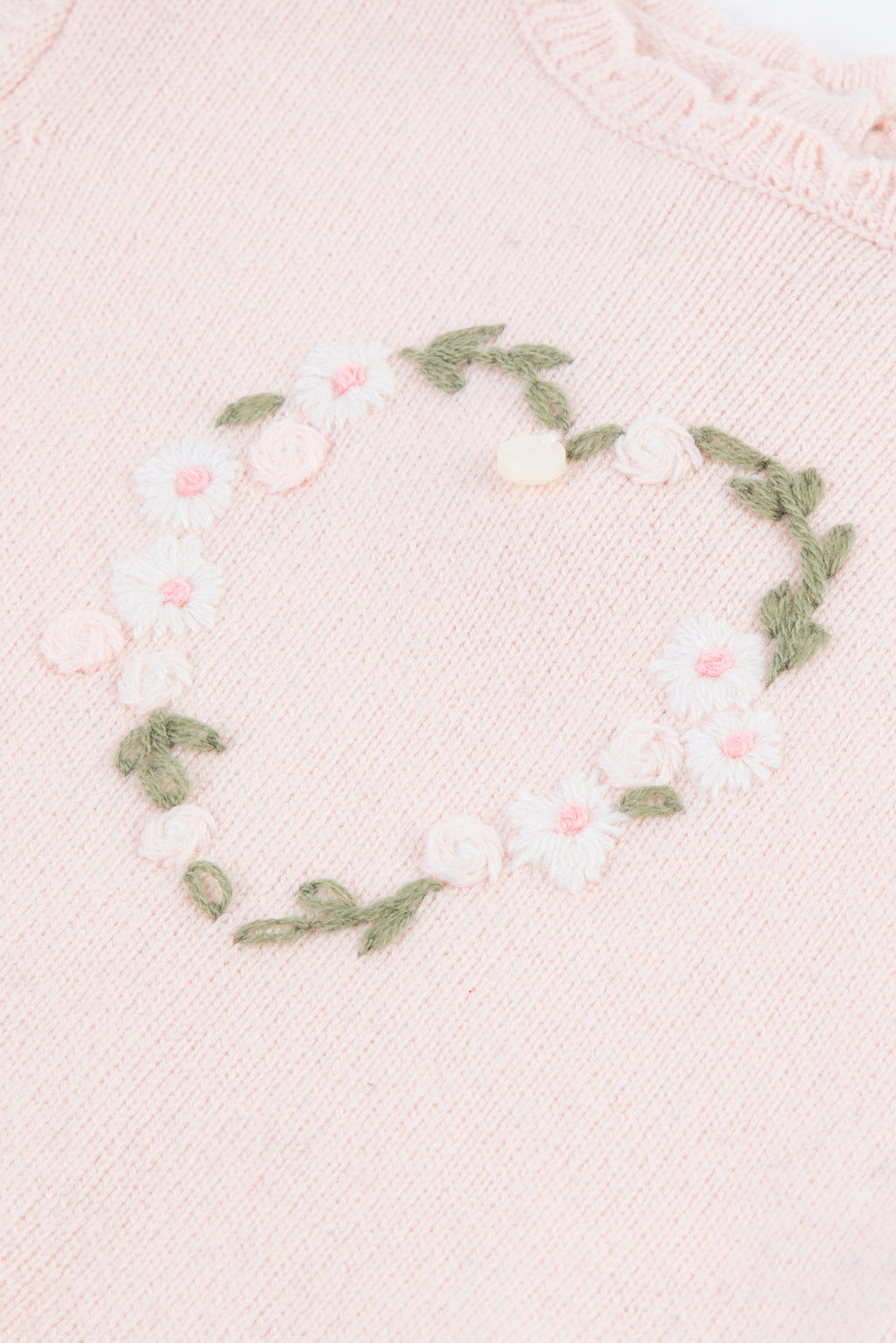 Sweater - Pale pink flowery heart