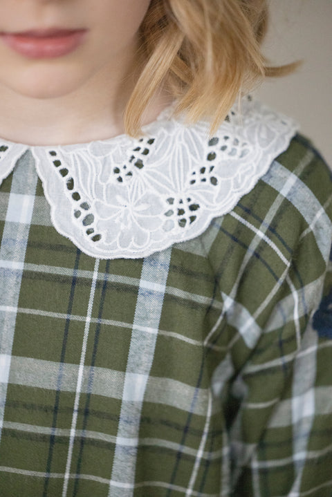 Khaki Kleid Karo Kragen offene Arbeiten - Image principale