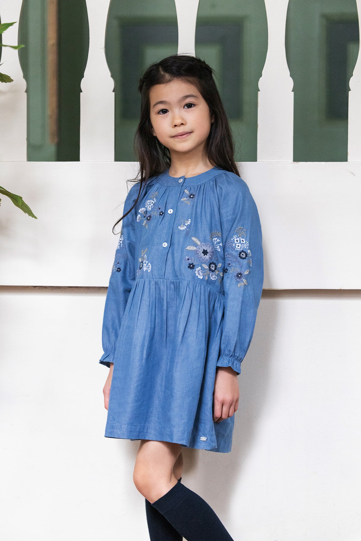 Vestito - Blu ricamo floreale