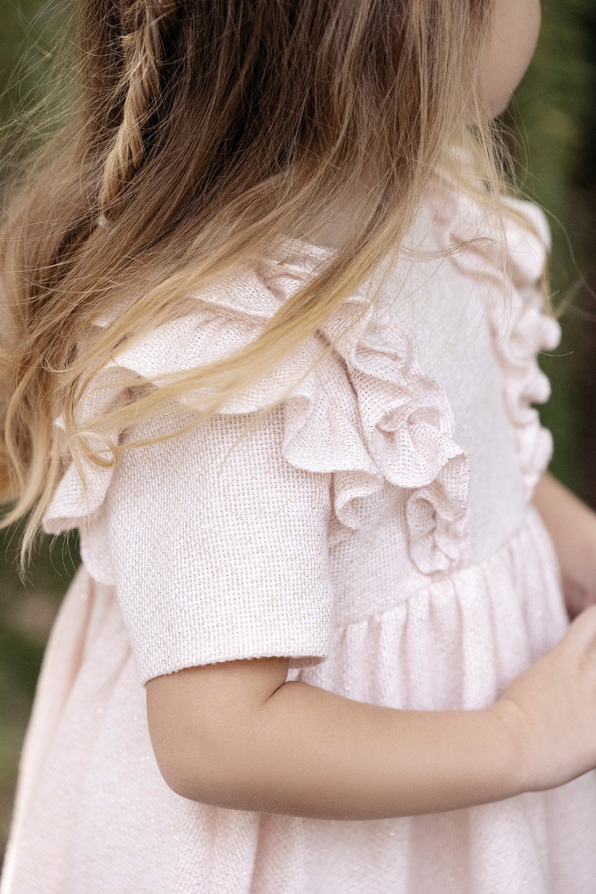 Vestito - Rosa filo oro con volant