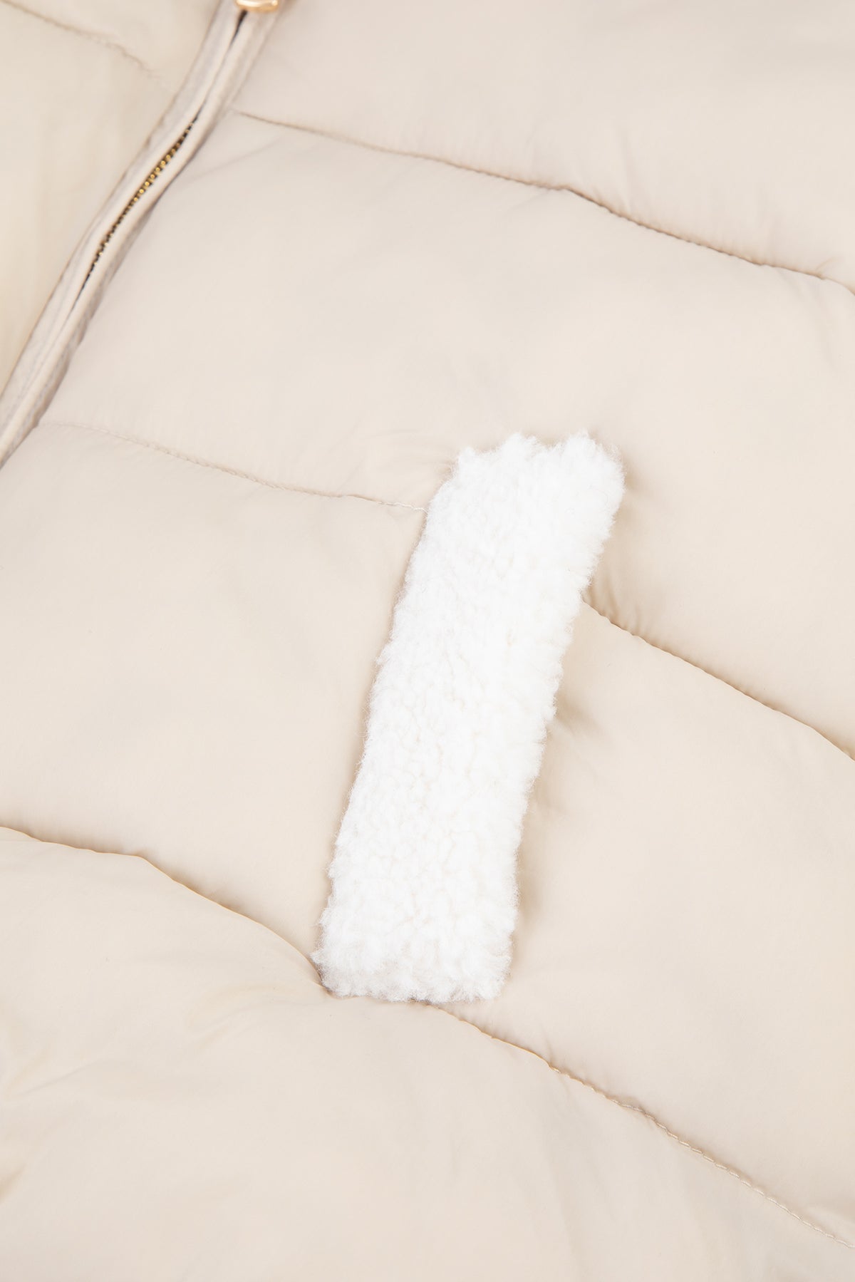 Piumino - Beige imitazione pelliccia