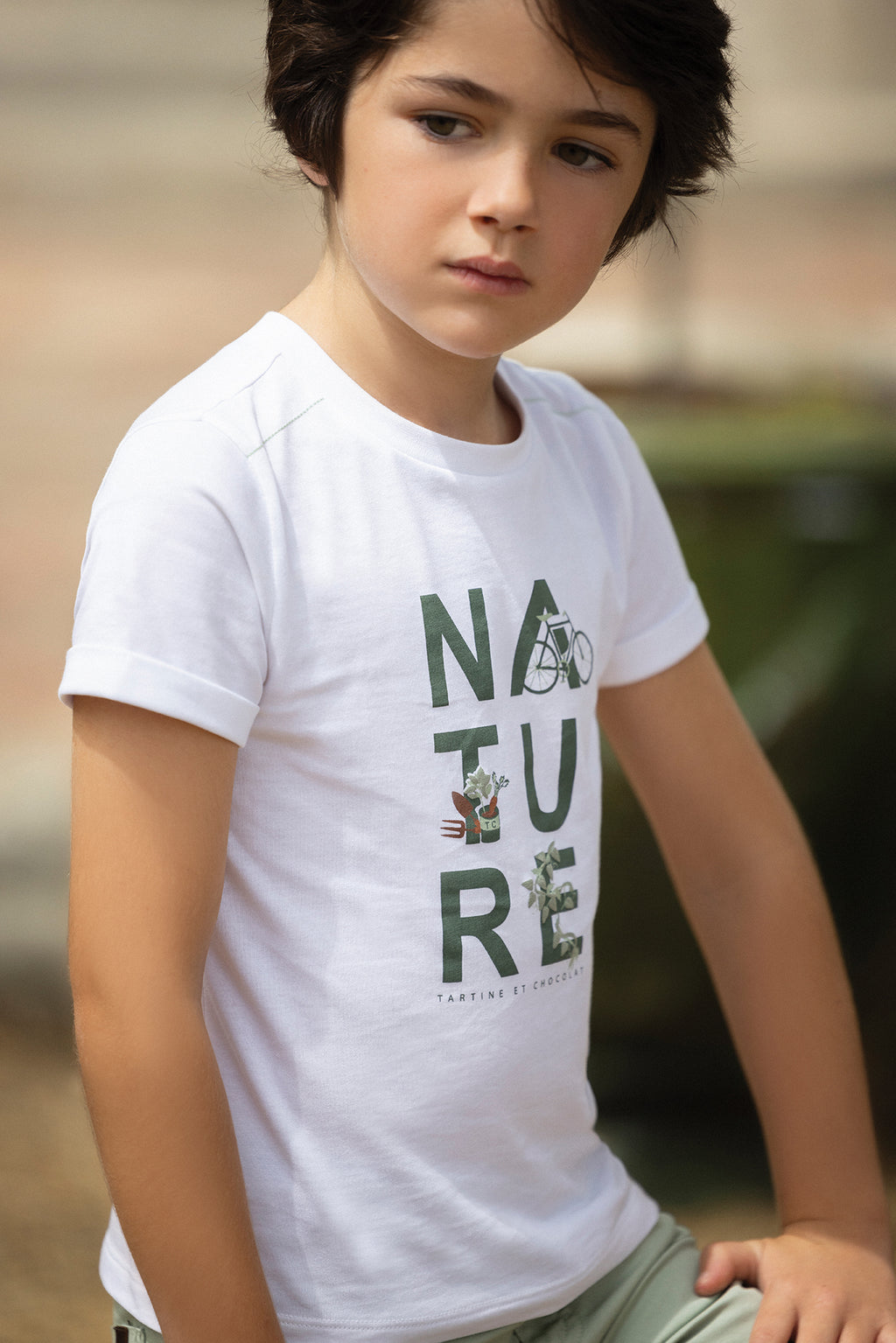 T-shirt - Green Nature lettering water