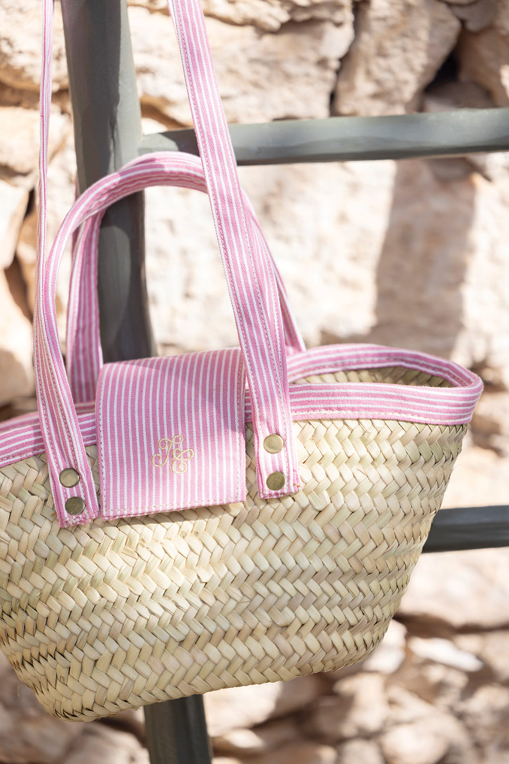 Wicker basket - Pale pink Stripes