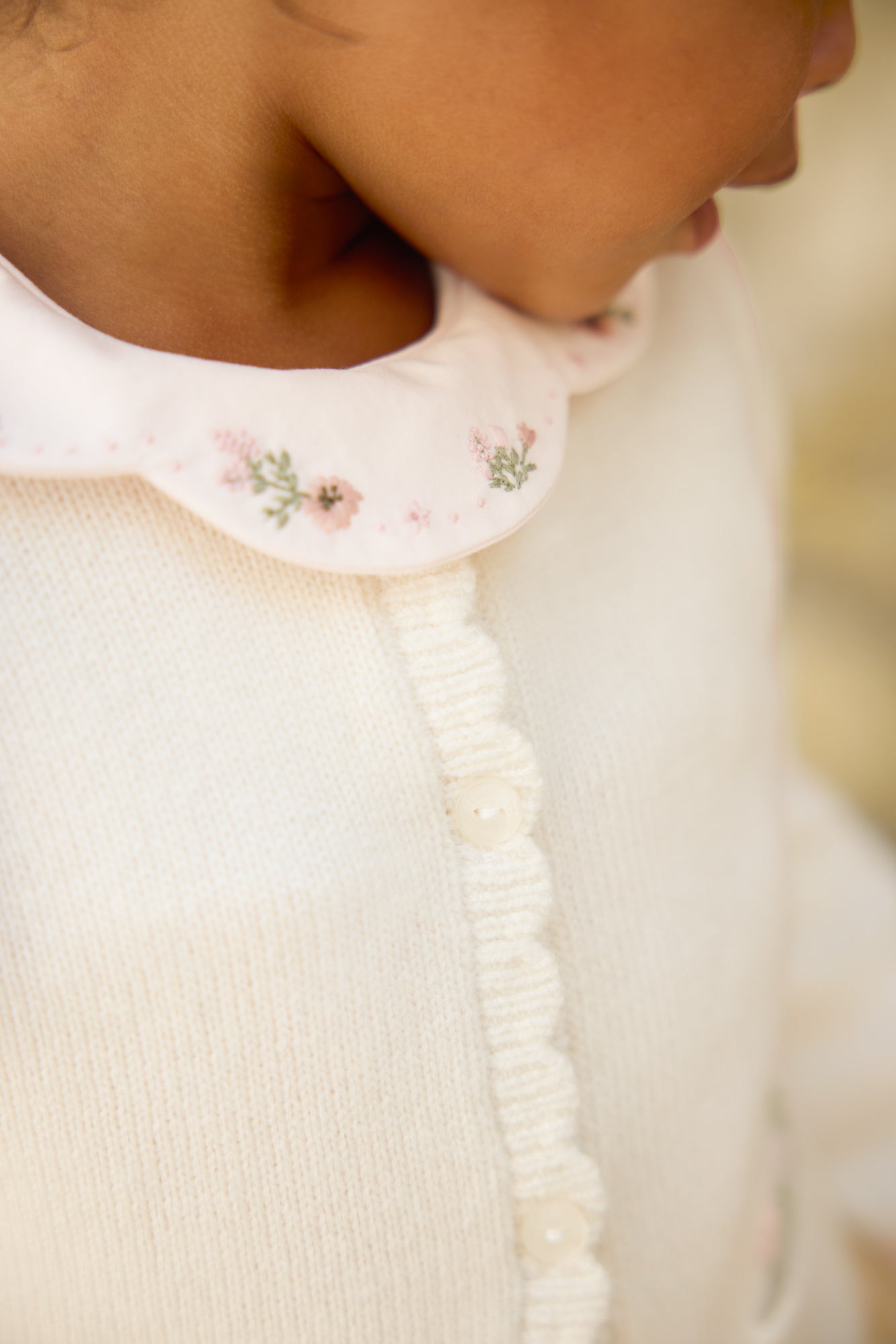 Cardigan - Madreperla  Ricamo fiorito