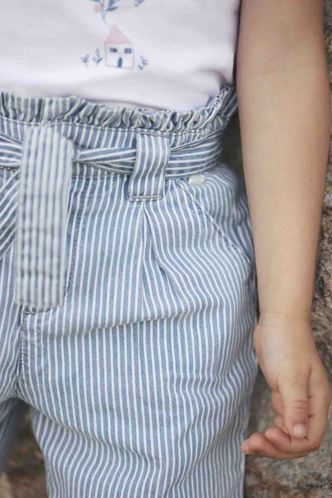 Pantalon - Bleu rayé volanté