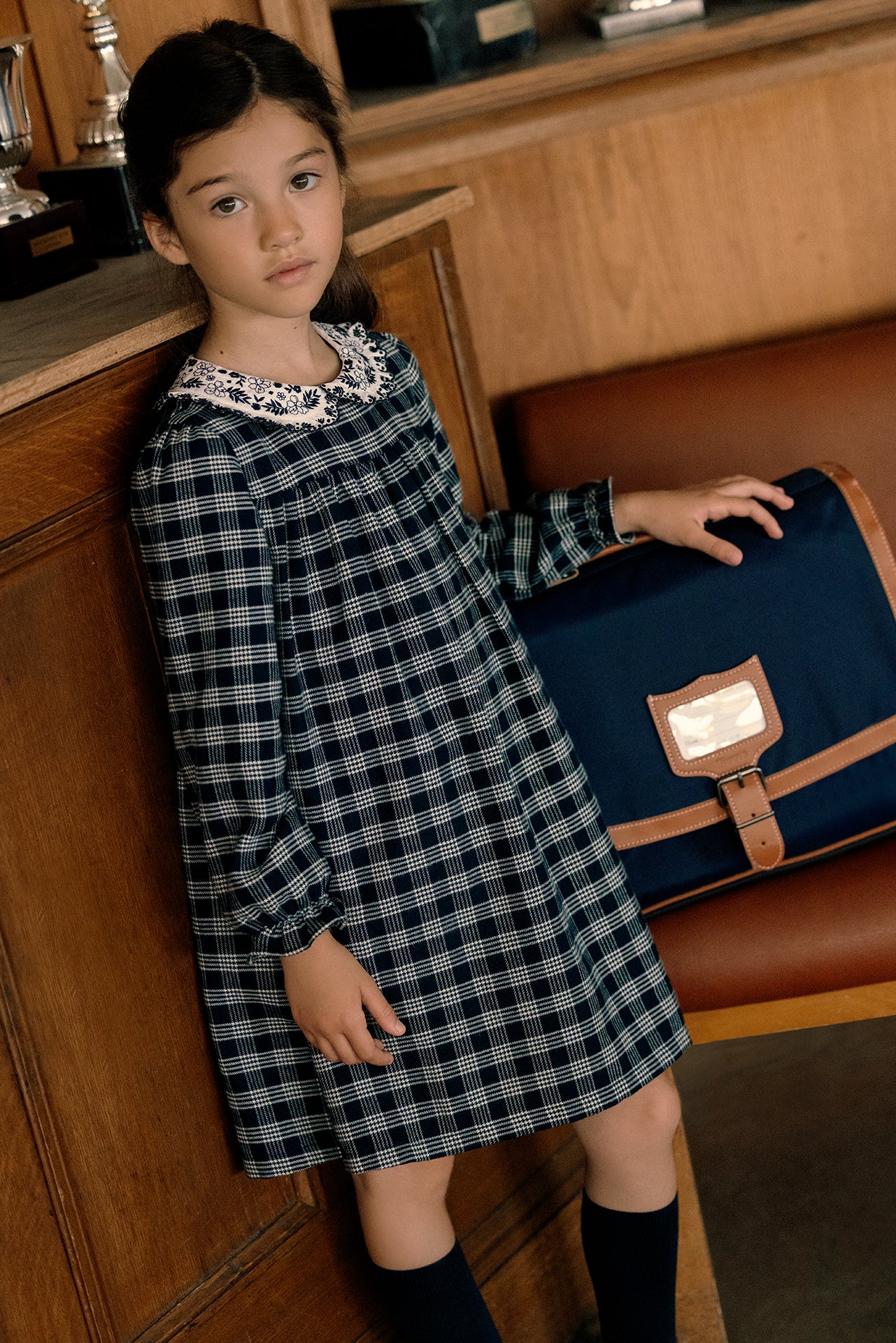 Vestido - Azul marino tiene Cuadros