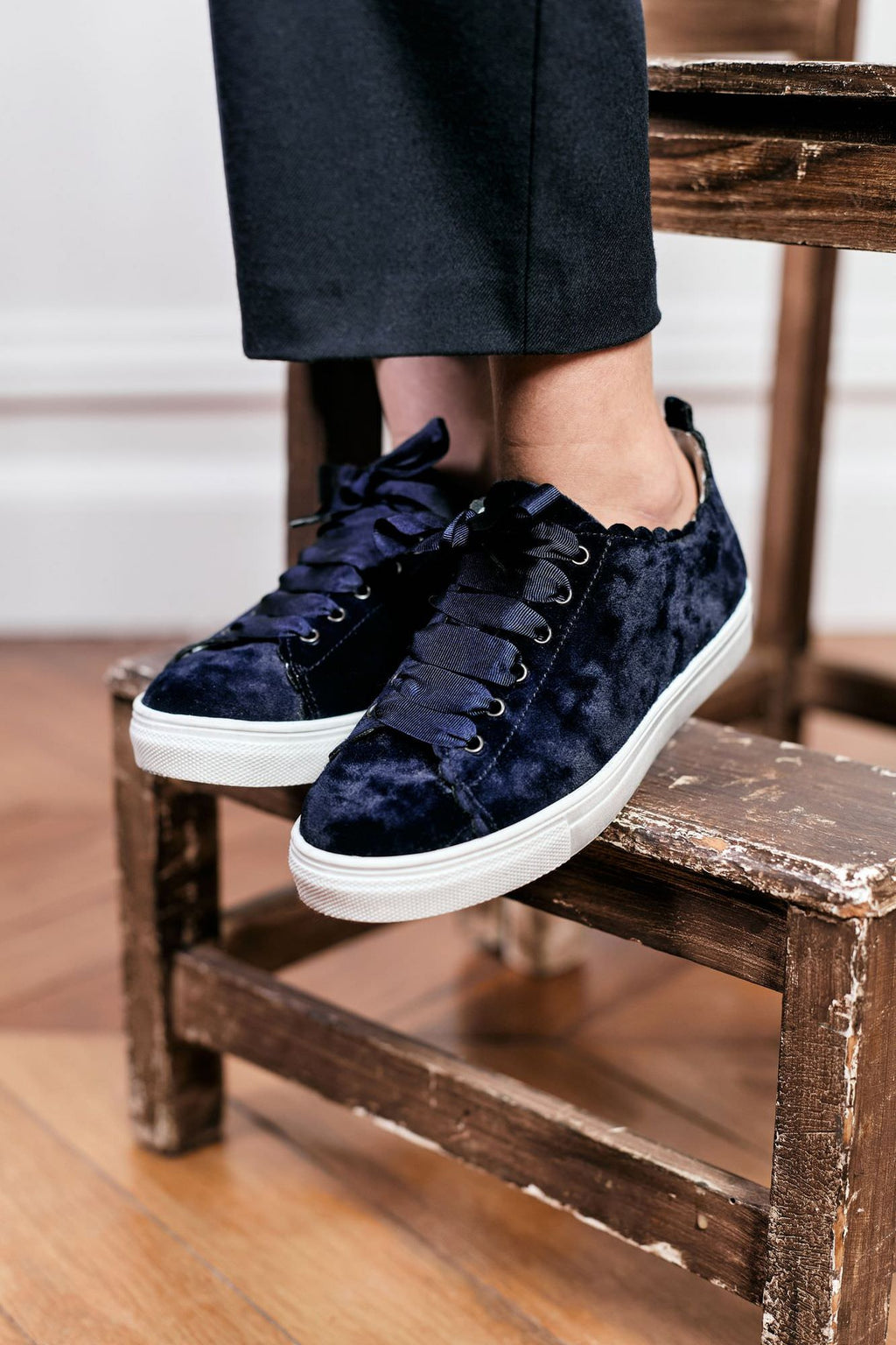 Sneakers - Navy finions Scallopedes from 30 to 38